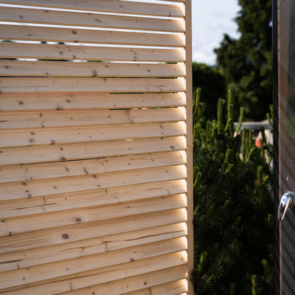 Freestanding Outdoor Privacy Screen Gen. 2 - Natural wood